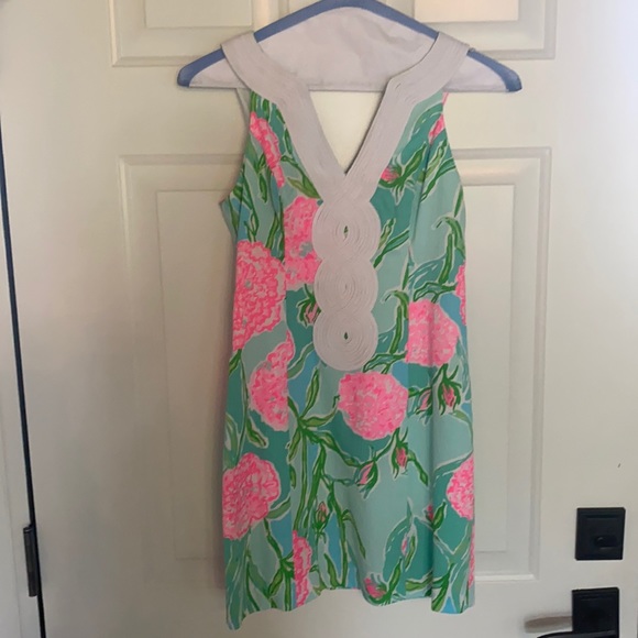 Floral Lilly Pulitzer Dress - Picture 2 of 5